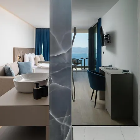 Luxury Hedonia Brela