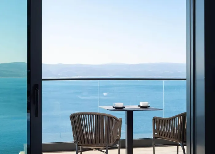 Luxury Hedonia Villa